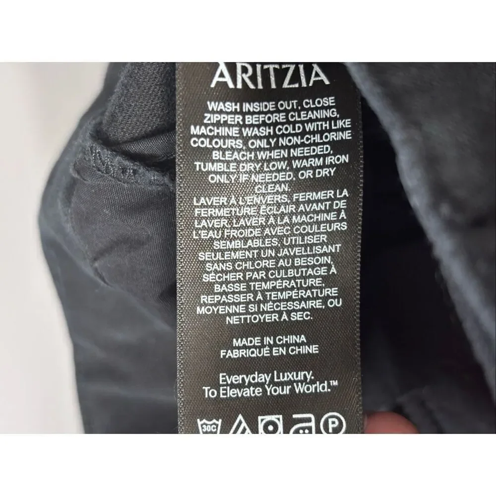 Aritzia TNA High Rise wide leg Cargo Pants Black Pockets